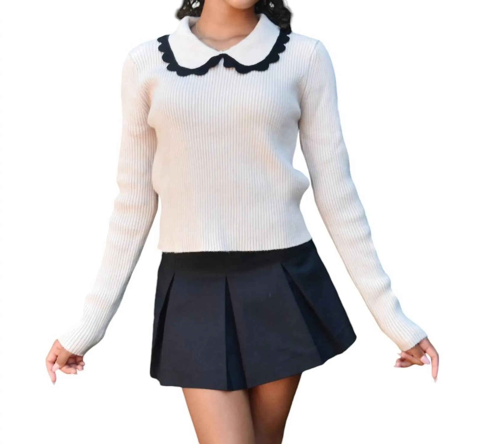 8Apart - Women Anika Scallop Collar Sweater