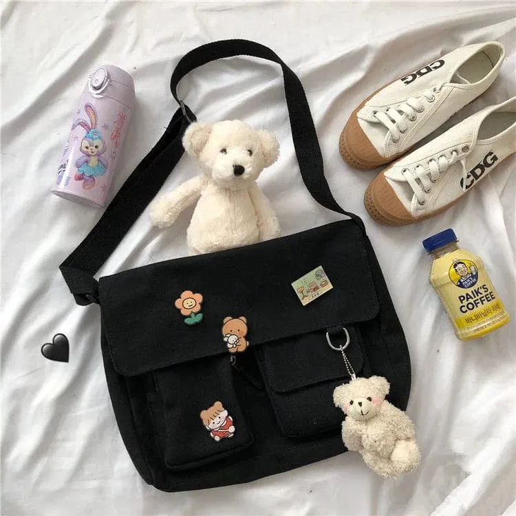 Effortless Chic Messenger Bag