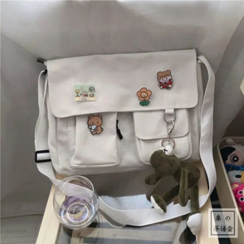 Effortless Chic Messenger Bag