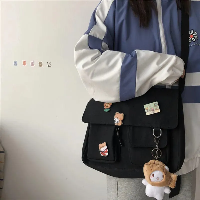 Effortless Chic Messenger Bag