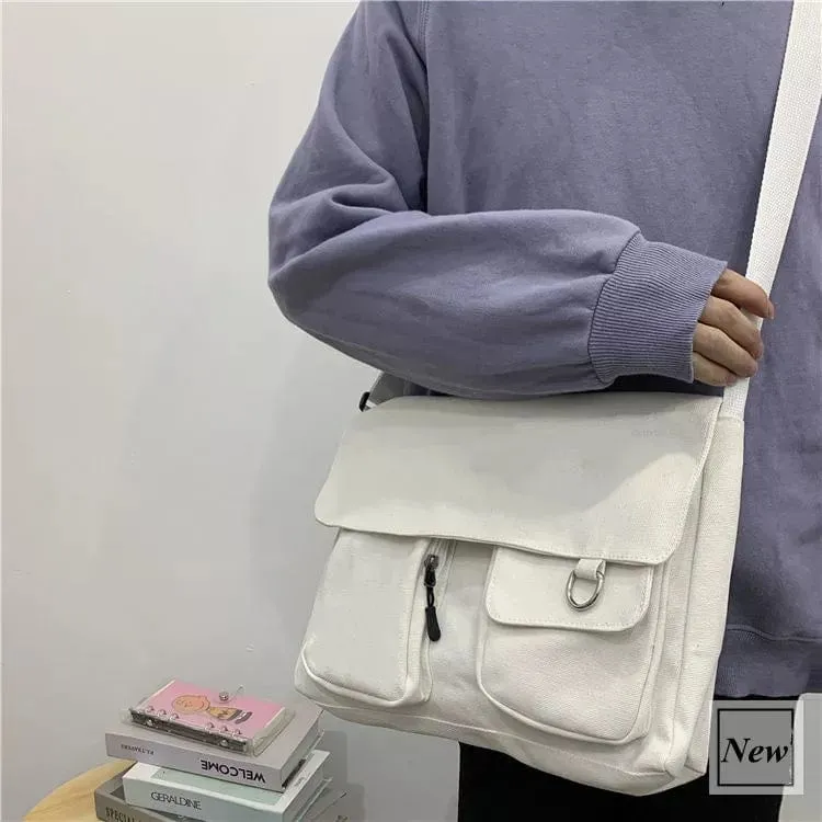 Effortless Chic Messenger Bag